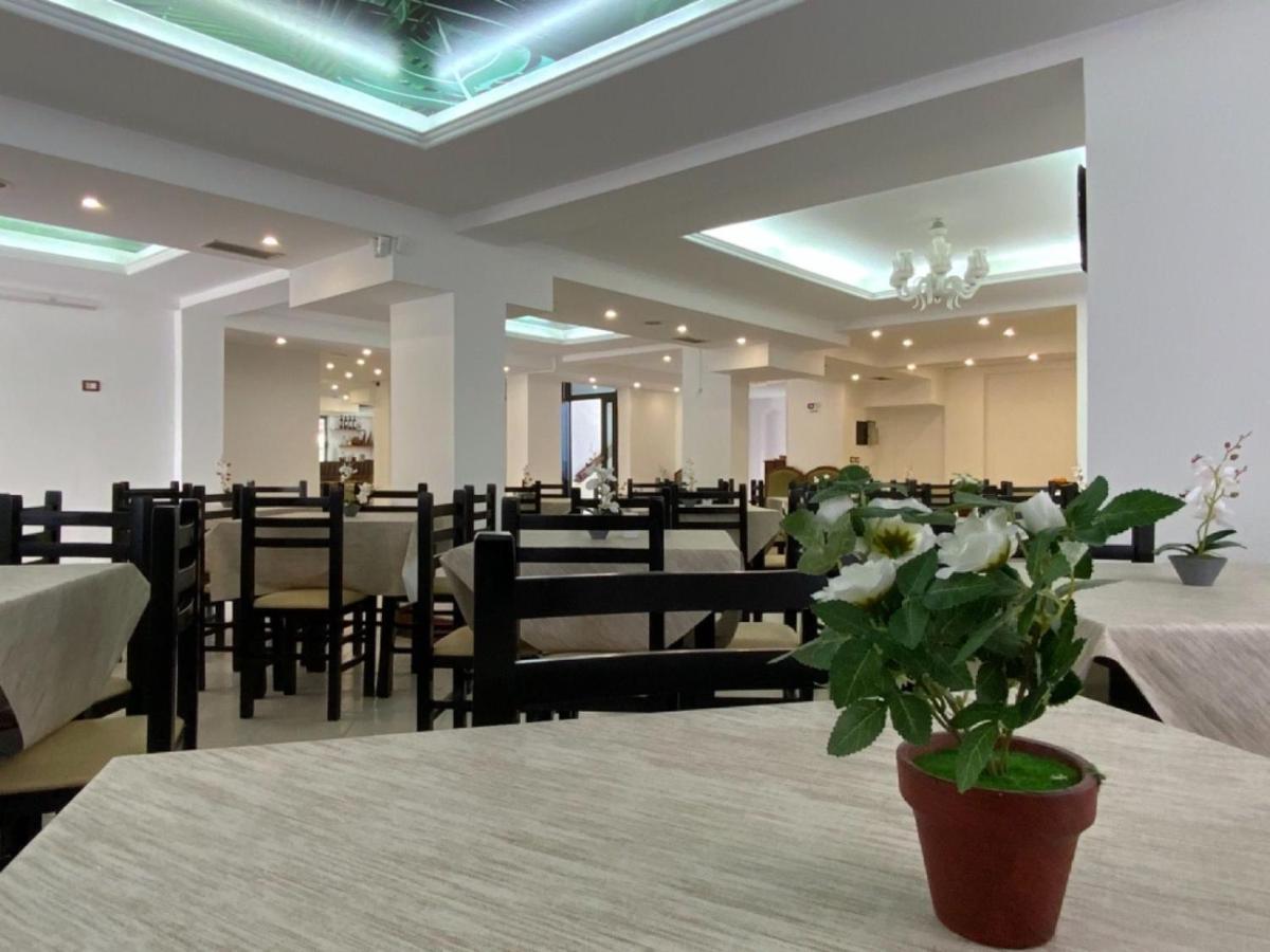 Hotel Globo Durres Ngoại thất bức ảnh